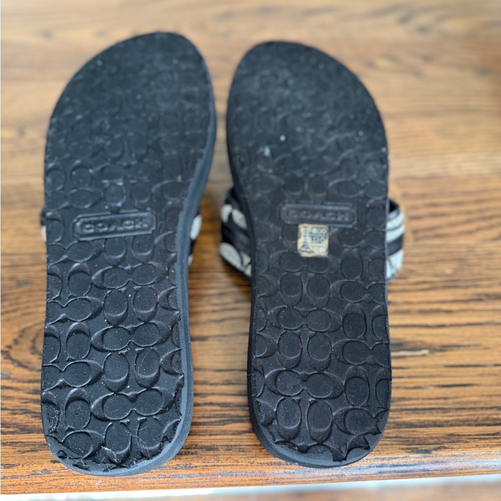 Coach Black Signature Canvas Thong Sandals with Silver Brand Tag - Picture 7 of 8